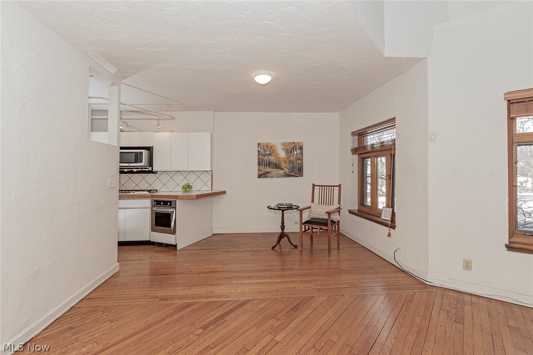 Buckingham Condo - Residential