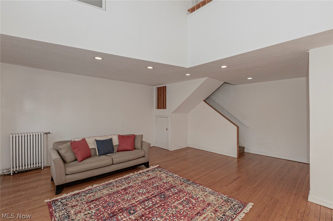 Buckingham Condo - Residential