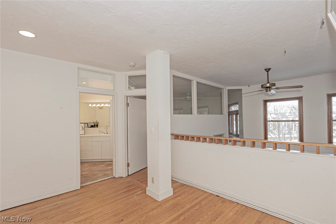 Buckingham Condo - Residential