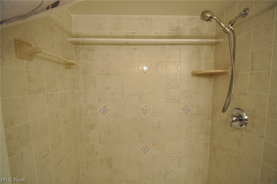 The Carlyle - Residential