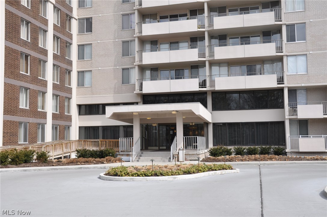 The Carlyle - Residential