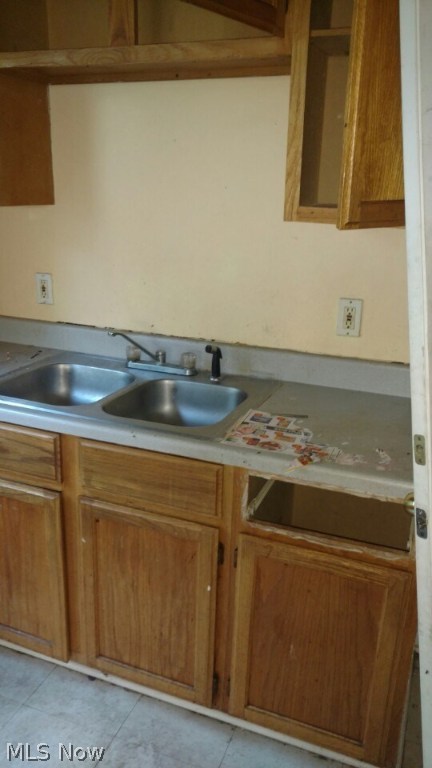 East Blvd - Residential Income