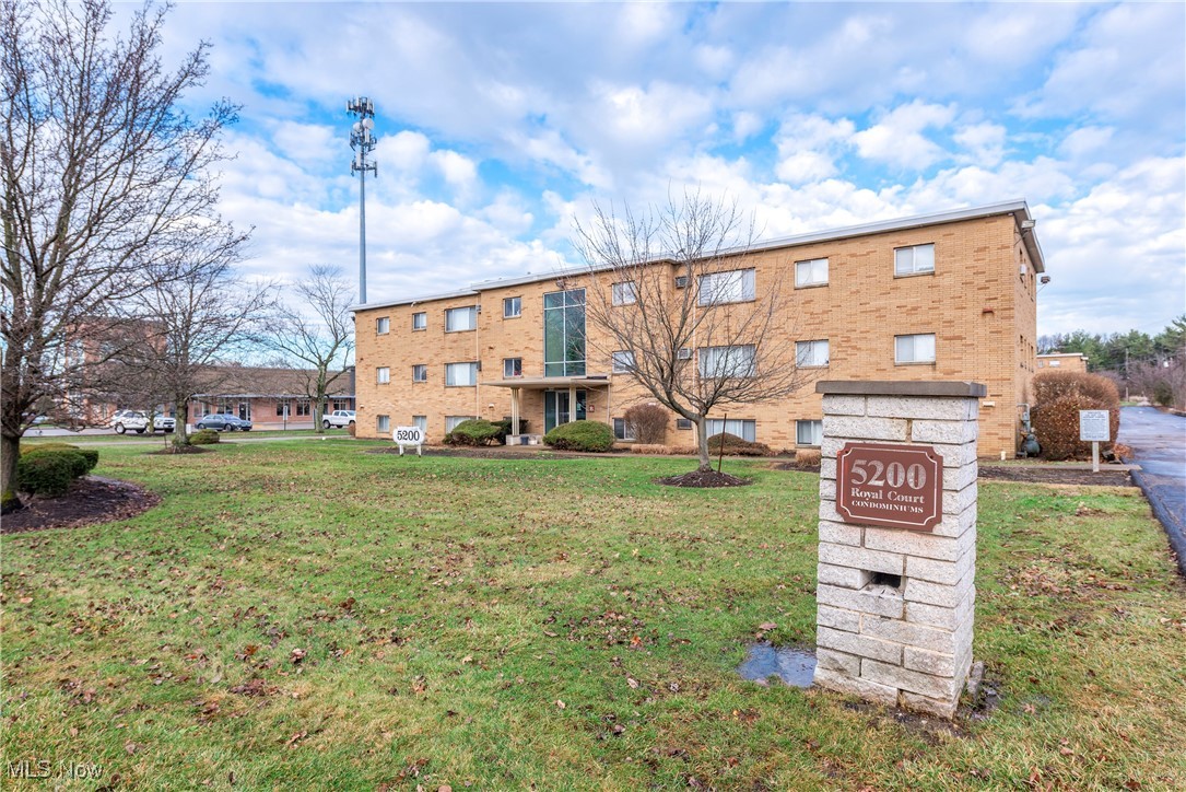 Royal Court Condo - Residential