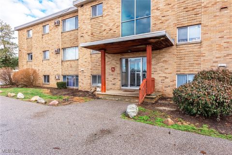 Condo For Sale - 5200 Royalton Road #12A<br/> North Royalton, OH 44133