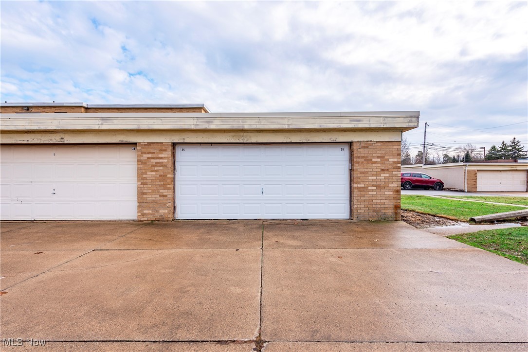 Royal Court Condo - Residential