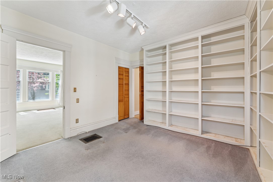162 S Cedar Street, Oberlin, Ohio image 9