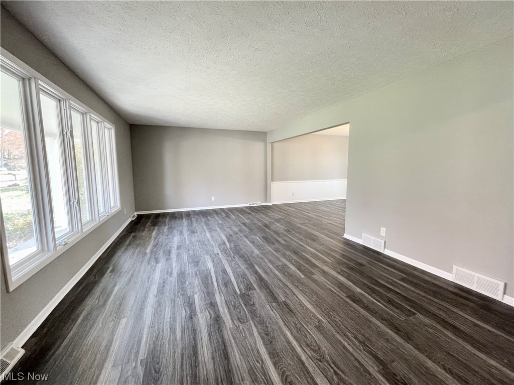 Williamsburg Estates 05 - Residential