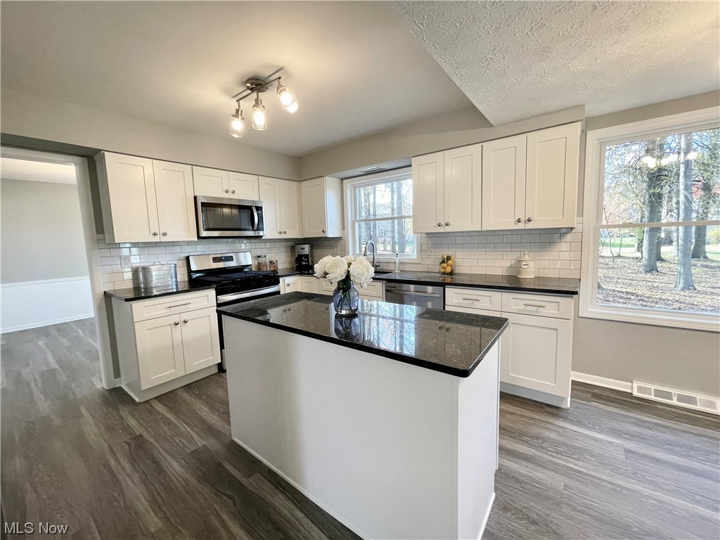 Williamsburg Estates 05 - Residential