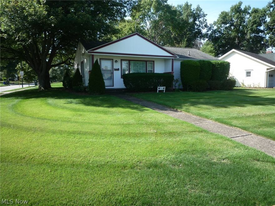 3 BR Falls Ranch on beautiful North Haven Blvd. Terrific location!  Walking distance to all sorts of shopping and restaurants, including Portage Crossings! Big rooms; Kitchen with eating area, and Living Room w/ dining area as well.  Fireplace in LR. Hardwood floors.  Breezeway connects attached Garage. Build equity updating this Ranch in one of Cuyahoga Falls best locations!