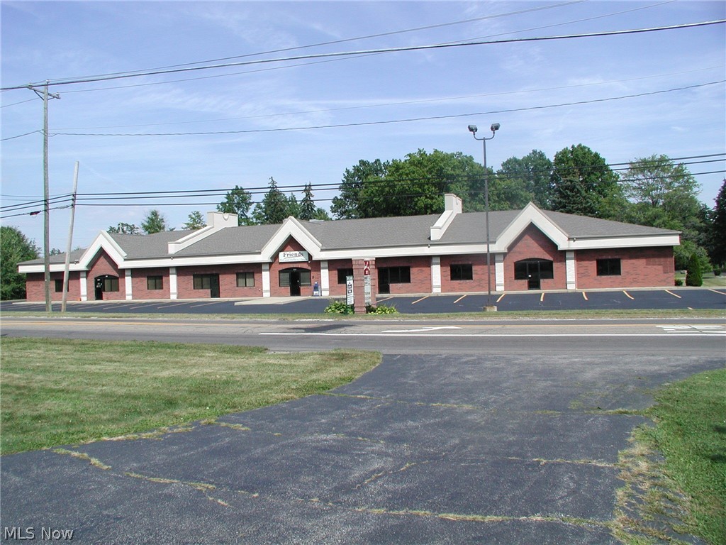 Condo office space currently used as a restaurant. Ideal for office, retail and food service. Electronic sign available. High traffic count. Why pay rent when you could own this space. Please view 3D tour for pictures of interior. Possible owner financing with qualified buyer.