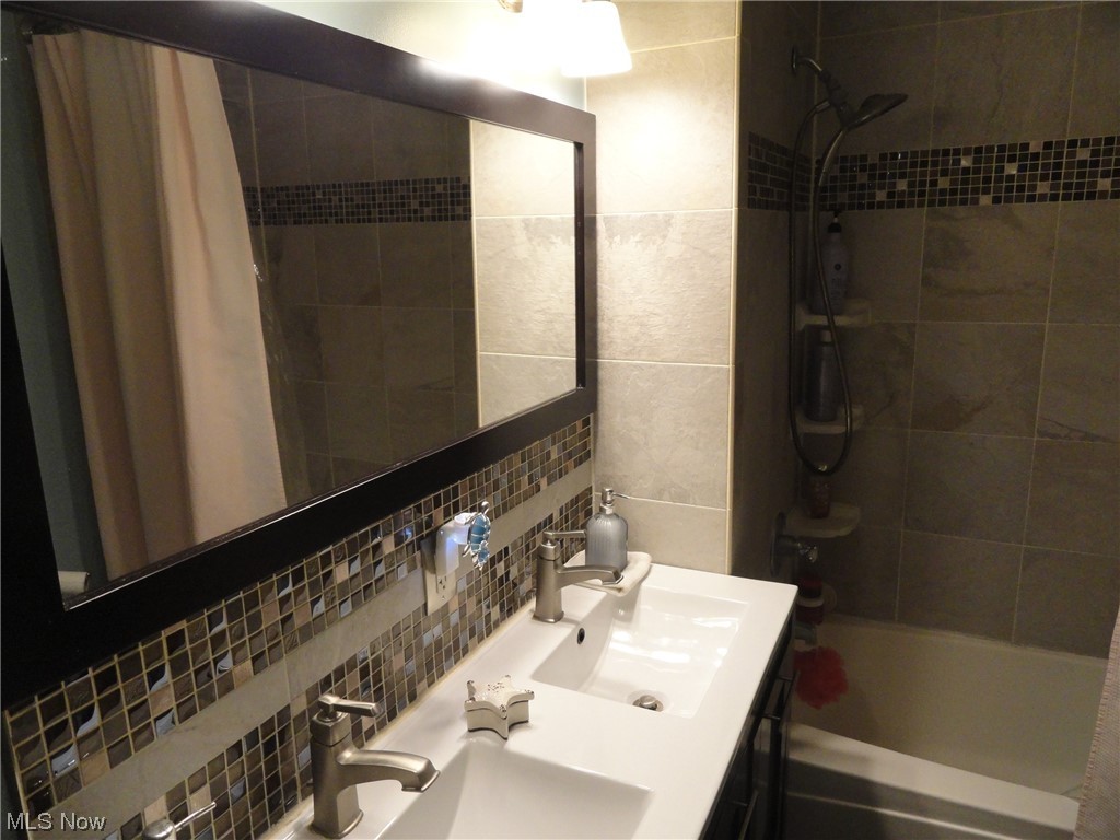 New Manchester - Residential