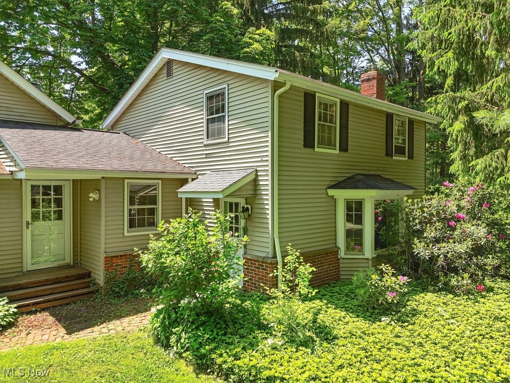 Moreland Hills, Ohio 44022, United States, 4 Bedrooms Bedrooms, ,3 BathroomsBathrooms,Residential,Active,144592