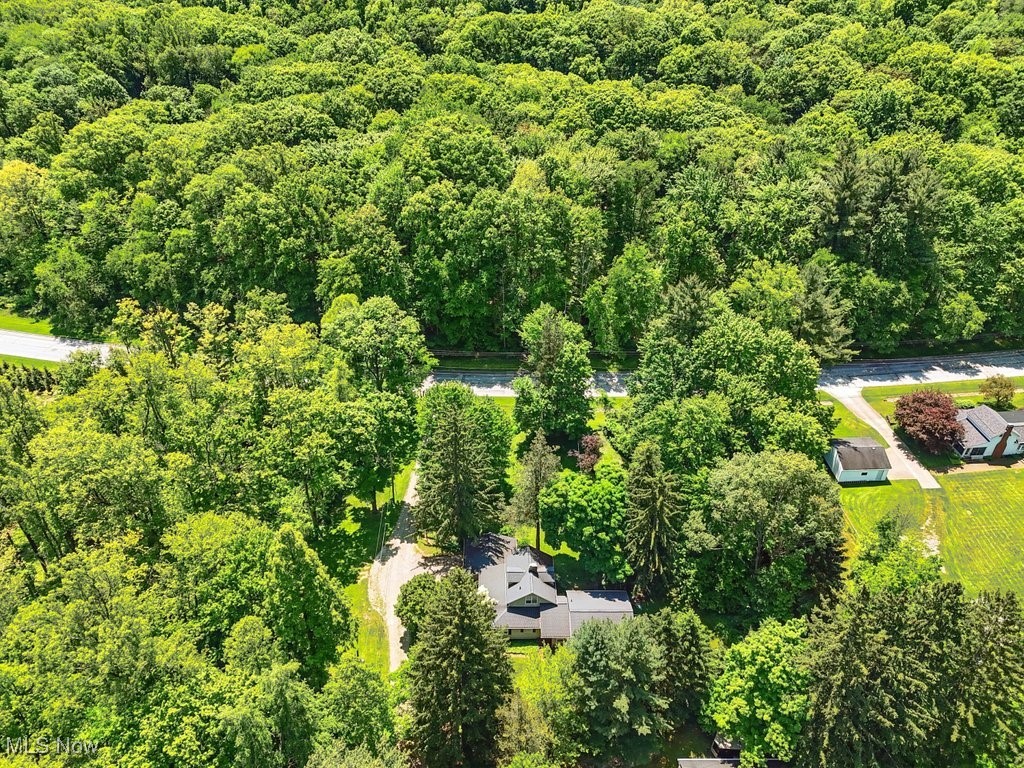 Moreland Hills, Ohio 44022, United States, 4 Bedrooms Bedrooms, ,3 BathroomsBathrooms,Residential,Active,144592