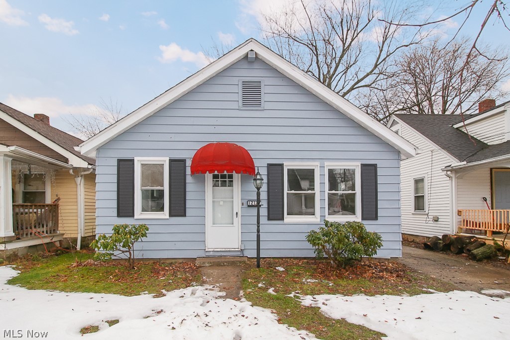 Photo 1 of 25 — 12127 Erwin Avenue, Cleveland, OH 44135
