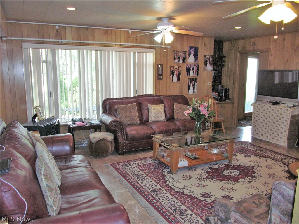 Deer Crk Estates - Residential