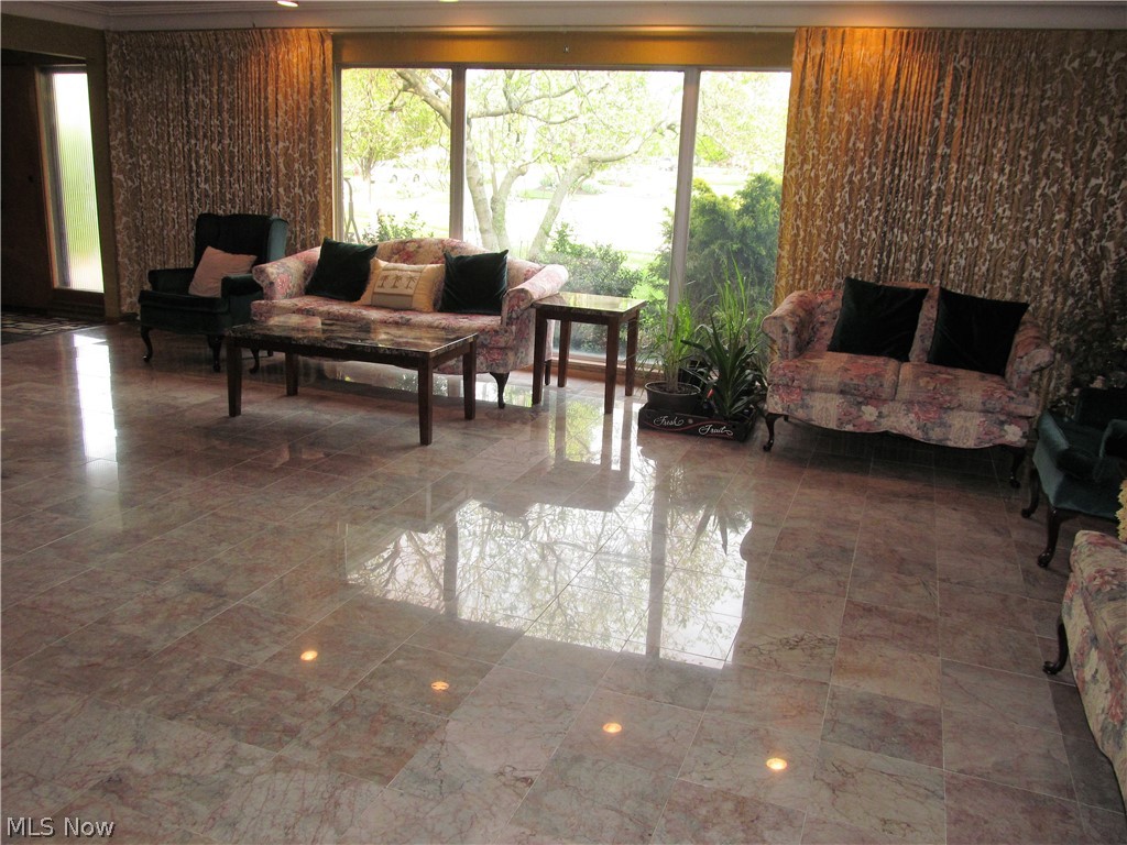 Deer Crk Estates - Residential