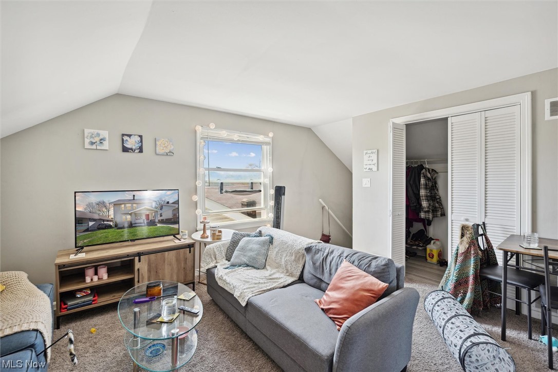 E G Gilberts 01 - Residential Income