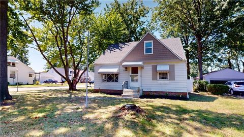 1020 Lloyd Road, Wickliffe, OH 44092 - #: 5059364