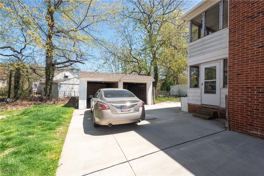 665 Babbitt Road, Euclid, Ohio image 13
