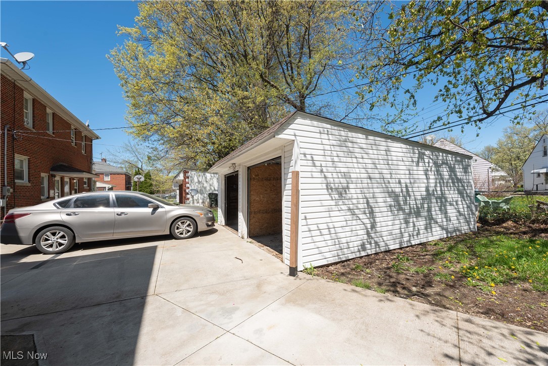 665 Babbitt Road, Euclid, Ohio image 15
