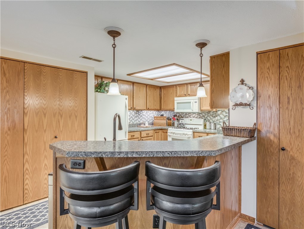 Pine Hill Rdg Condo Estate #4 Ph - Residential