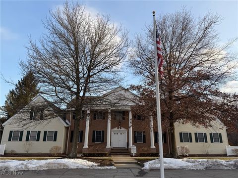 255 Park Place Chagrin Falls OH 44022