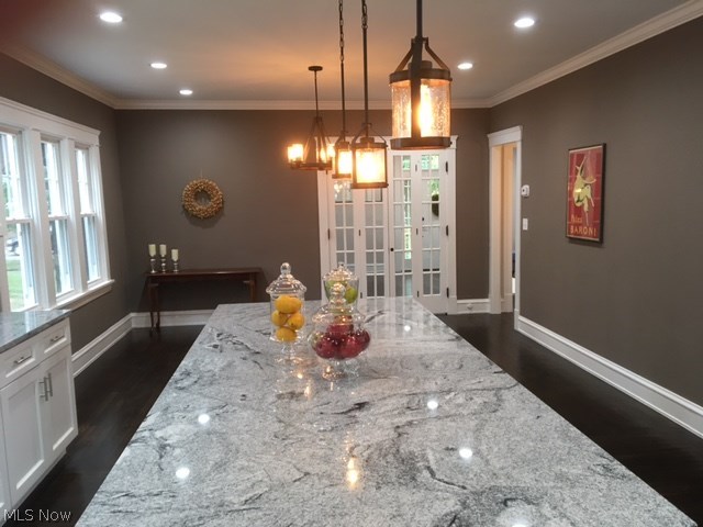 M M Browns - Residential