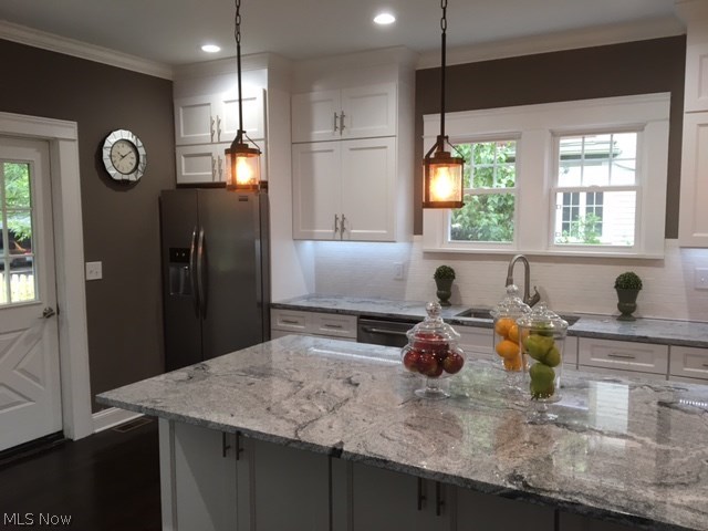 M M Browns - Residential