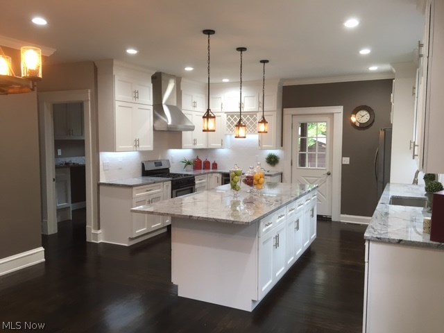 M M Browns - Residential