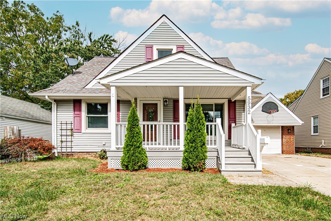 Pelham Manor - Residential