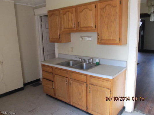 Rhodes - Residential Income