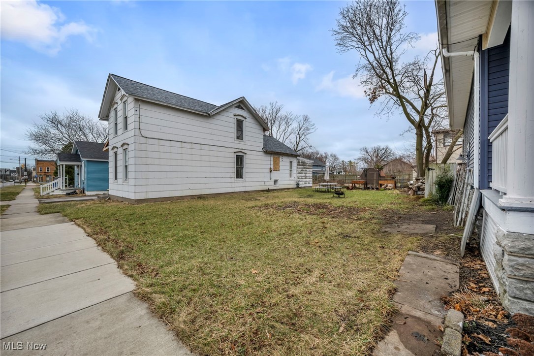 408 E Monroe Street, Sandusky, Ohio image 5