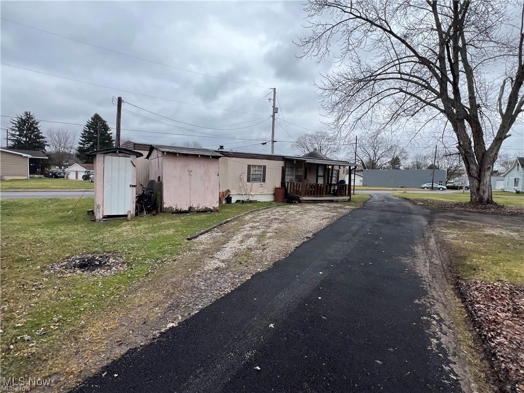 550 Marietta Avenue, Cambridge, Ohio image 2