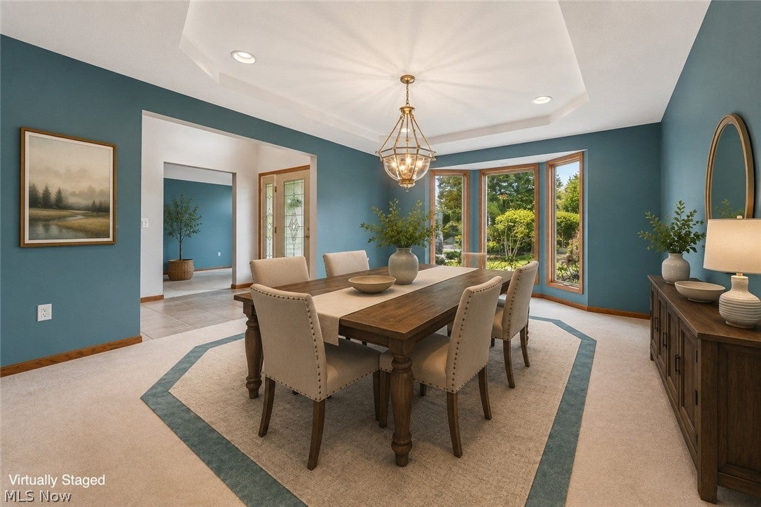 6435 Suzanne Lane