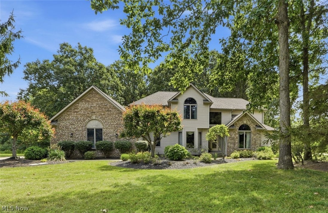 6435 Suzanne Lane