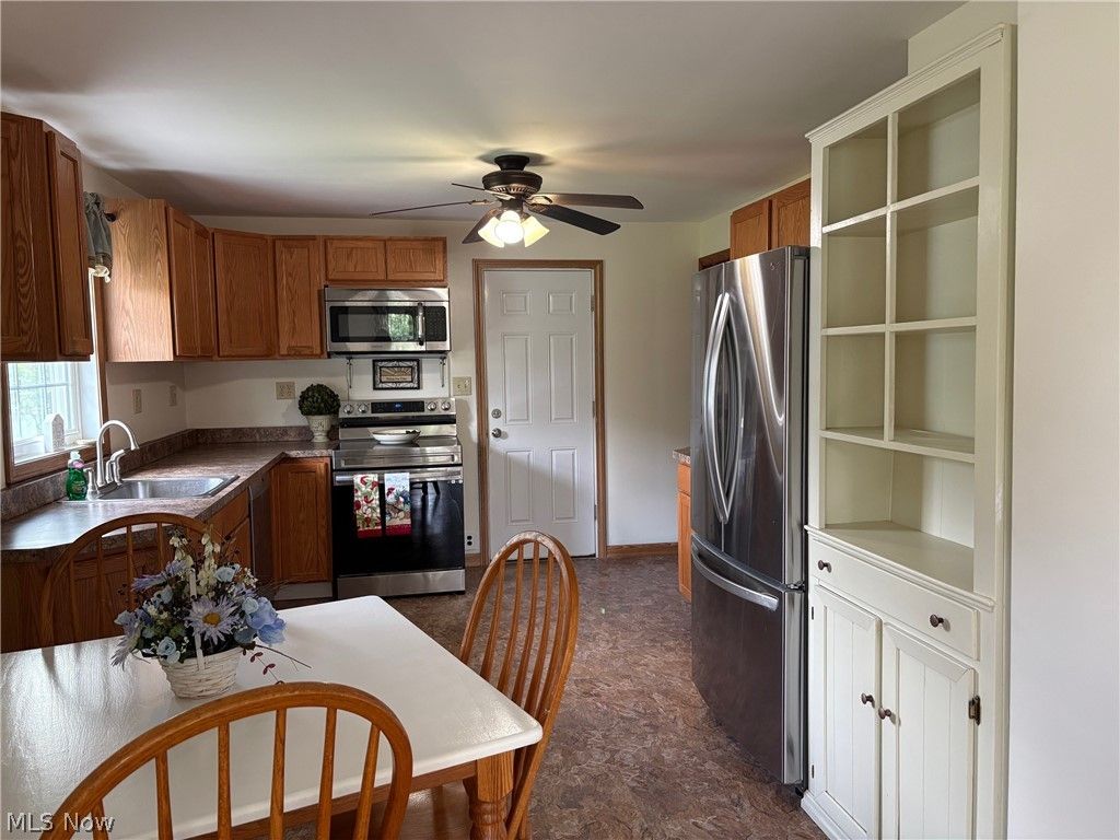 Photo of 6995 Richmond Road, Glenwillow, OH 44139 (MLS # 5208132)