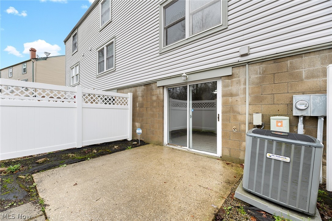 Palmetto Ave - Residential