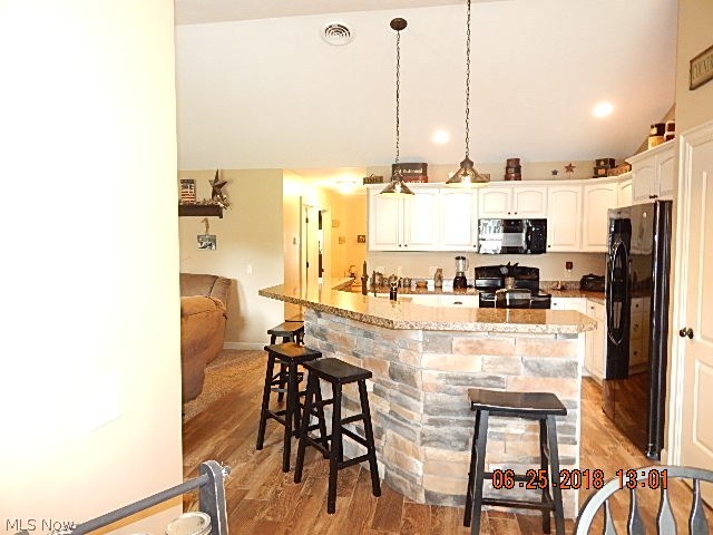 Connecticut Western Reserve - Residential