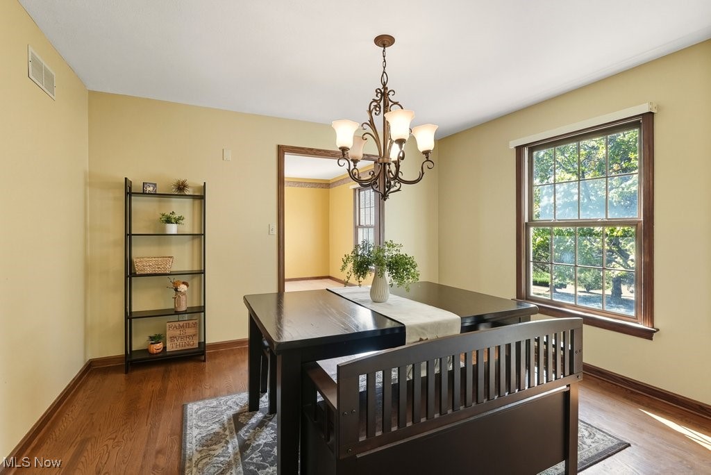 Cuyahoga Falls, Ohio 44223, United States, 5 Bedrooms Bedrooms, ,4 BathroomsBathrooms,Residential,Pending,213908