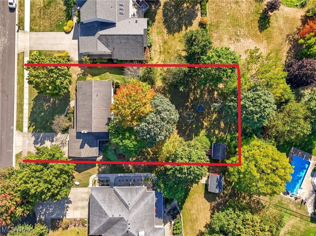 Cuyahoga Falls, Ohio 44223, United States, 5 Bedrooms Bedrooms, ,4 BathroomsBathrooms,Residential,Pending,213908