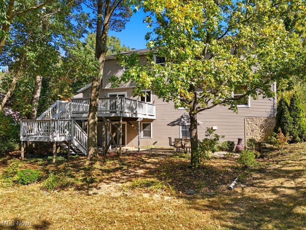 Cuyahoga Falls, Ohio 44223, United States, 5 Bedrooms Bedrooms, ,4 BathroomsBathrooms,Residential,Pending,213908