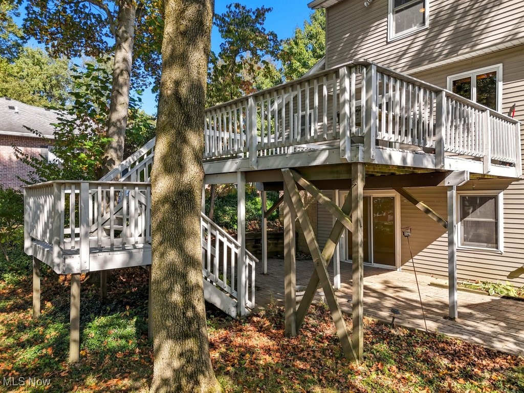 Cuyahoga Falls, Ohio 44223, United States, 5 Bedrooms Bedrooms, ,4 BathroomsBathrooms,Residential,Pending,213908