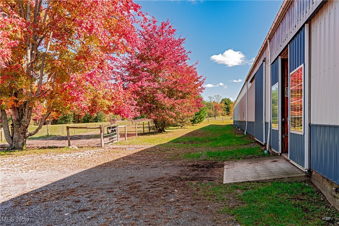 13125 Pearl Road, Chardon, Ohio image 17