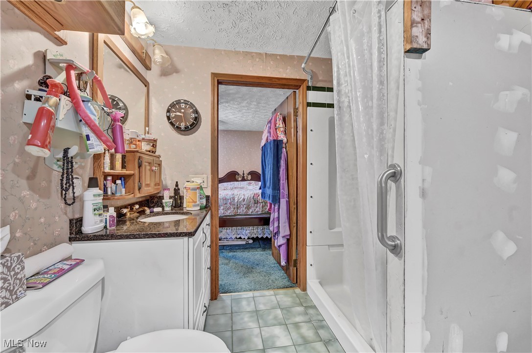 205 Glenwell Circle, Medina, Ohio image 17