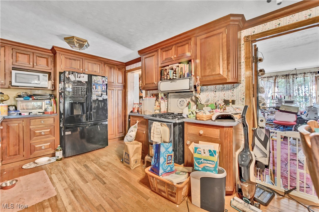 205 Glenwell Circle, Medina, Ohio image 7