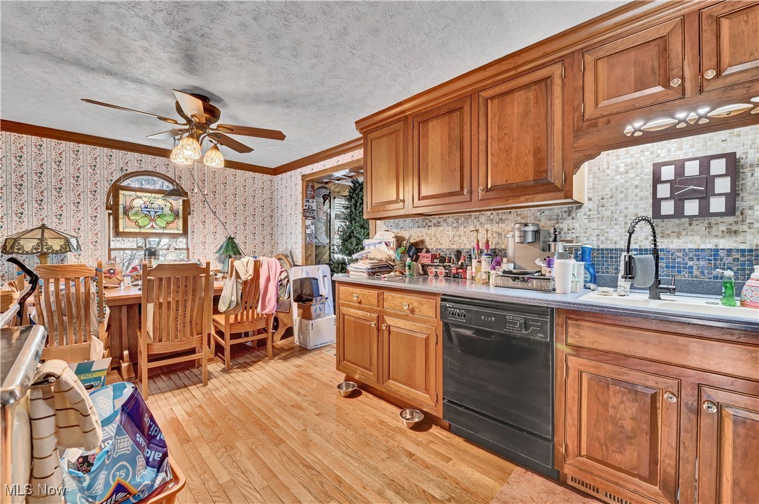 205 Glenwell Circle, Medina, Ohio image 9