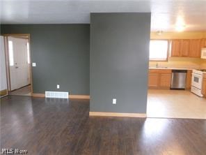 Ely Tr - Residential Lease