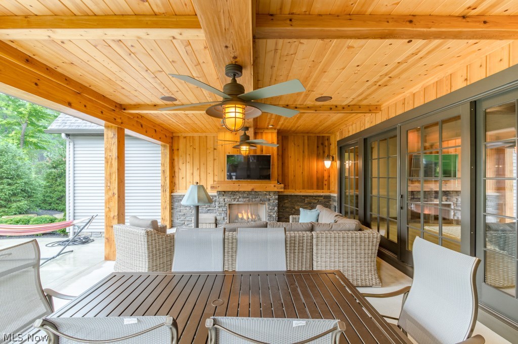 Little Mountain Cntry Club 03&4 - Residential