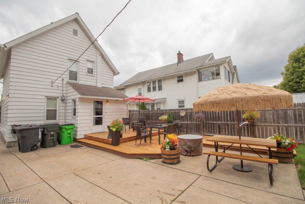 Collins & Robinsons 09 - Residential