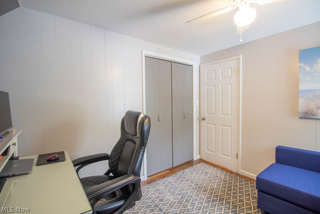 Collins & Robinsons 09 - Residential